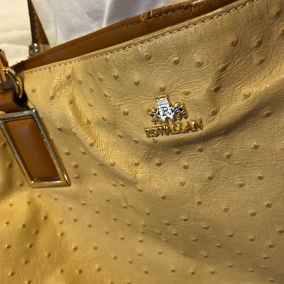 Rowallan Women’s Genuine Leather Shoulder Bag - Picture 2 of 9